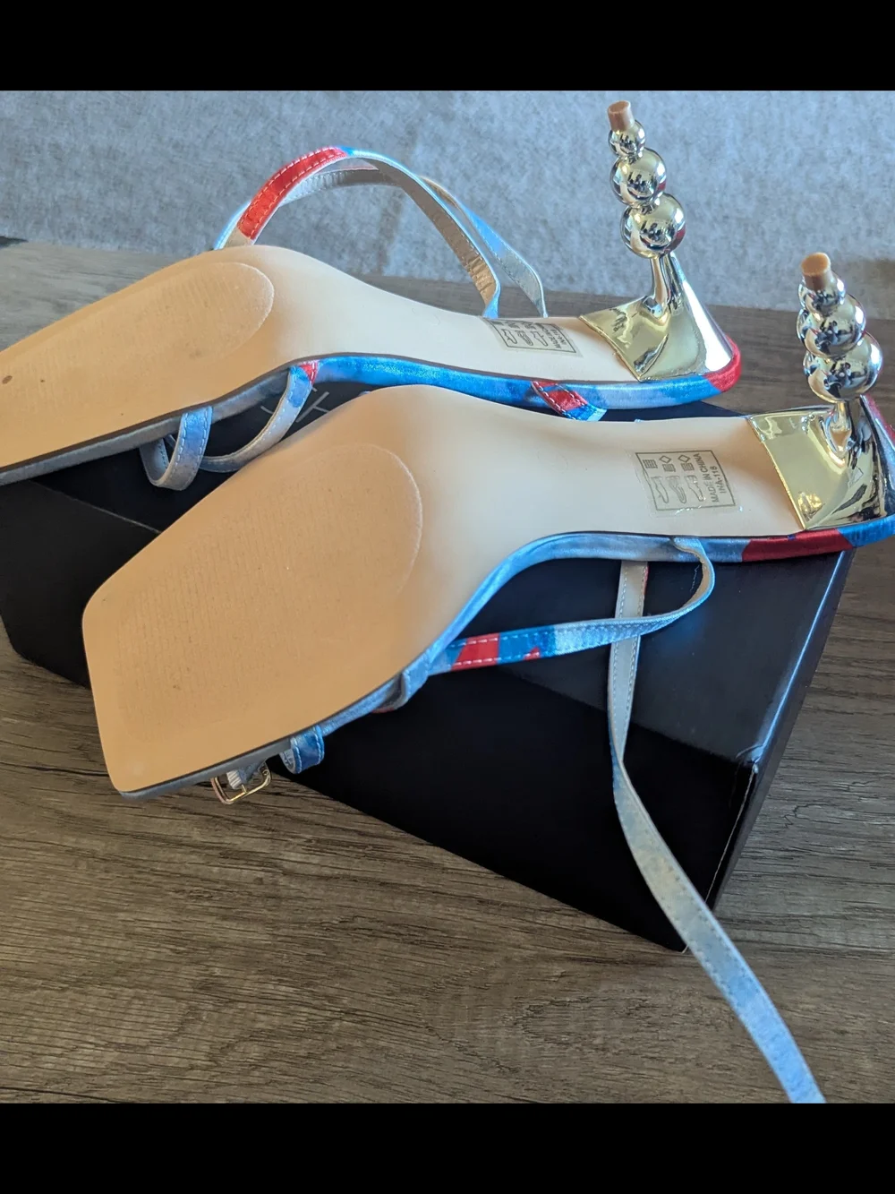 Fashion Nova Silver Strappy Bag with Blue & Red Floral Accent
